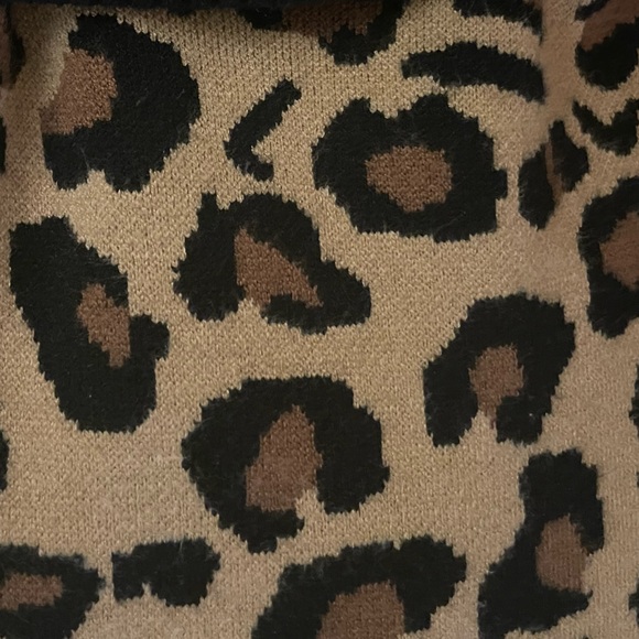 Rachel Zoe Animal Print Sweater NWOT - Picture 9 of 11